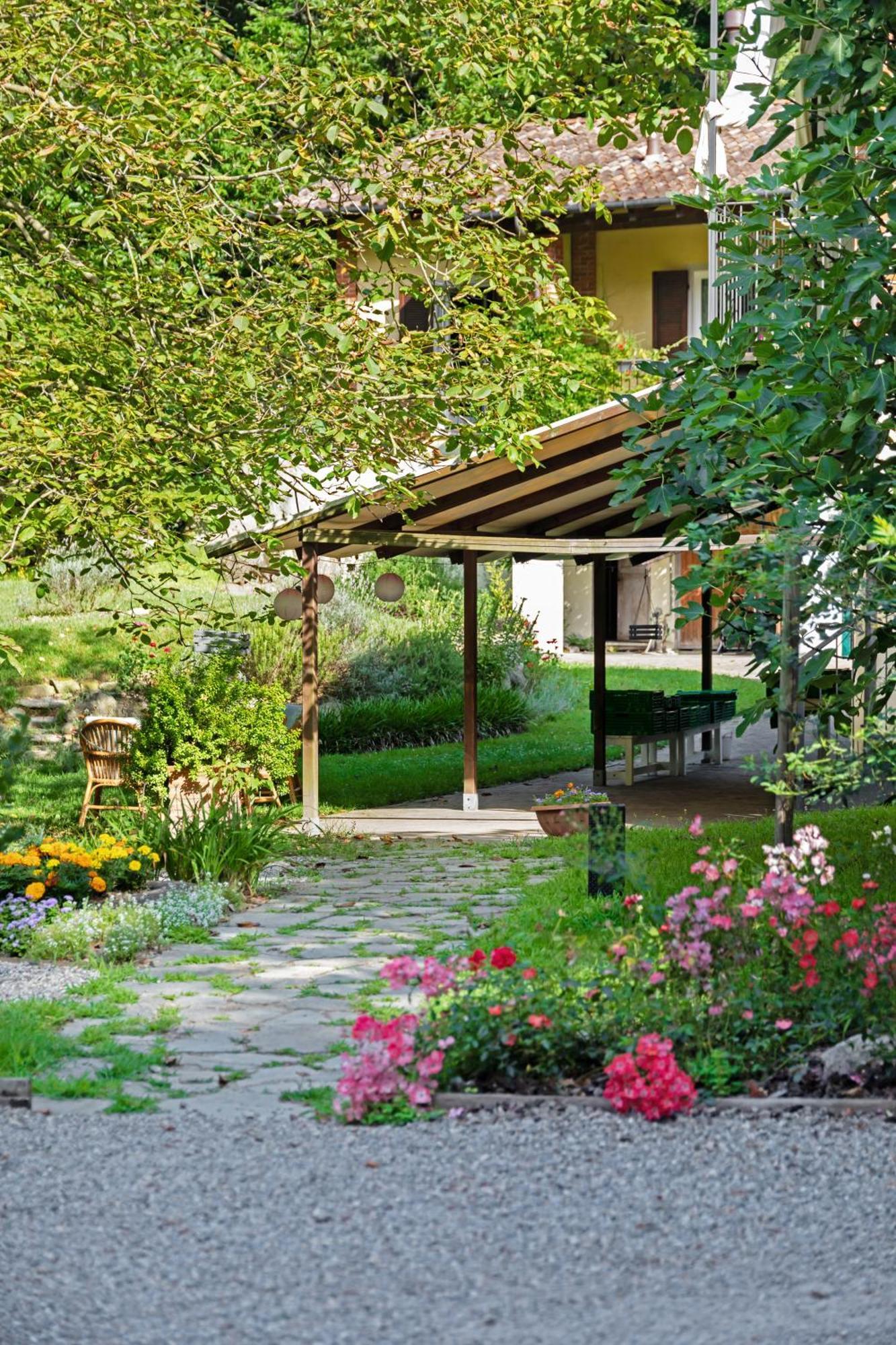 Agriturismo Biomatto Арона Екстер'єр фото